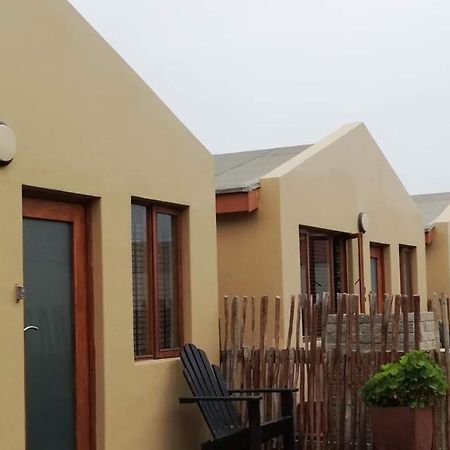 Walvis Bay Backpackers & Self-Catering Apartment Exterior foto